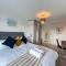 C1, Luxury 2 bedroom flat in Wembley - Londýn