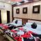 Taj Square A luxurious family homestay