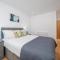 Skyvillion - London River Thames Top Floor Apartments by Woolwich Ferry, Mins to London ExCel, O2 Arena , London City Airport with Parking - 伦敦