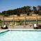 Sea Otter Inn