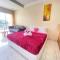 Teluk Batik Holiday Apartment - لوموت