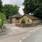 Lister Park Bradford Stylish 1bed Coach House - Quiet & Tranquil Cottage & Parking - Shipley