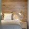 Laneway Retreat