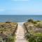 The Breeze at Tennyson