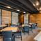 Cobblestone Hotel & Suites - De Pere Green Bay