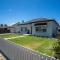 Seaside on Swan Laneway Retreat