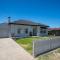 Seaside on Swan Laneway Retreat