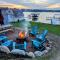 Lakefront Oasis w/ 2 fire pits, game room & kayaks - Fox Lake