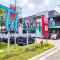 Two-Nine Muslim Villa by RR JBcity