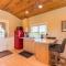 Juan de Fuca Waterfront Hotel & Cottages - Sequim
