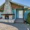 Juan de Fuca Waterfront Hotel & Cottages - Sequim