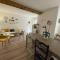 Gîte de charme - 3 chambres, 5 lits - de 4 à 7 personnes - 阿瓦同