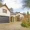 Coed Y Ddraig - themed 3 bedroom cottage, with bar & pool table - Tregaron