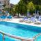Ponz Hotel