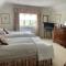 Field End House Strawberry Lane Meysey Hampton