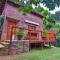 CASTLE COTTAGE Self catering fully equipped homely 120sqm double story king bed cottage in a lush green neighborhood