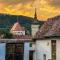 Castle View Saschiz - Traditional Guesthouse - Saschiz