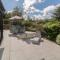 2 White Rock Court