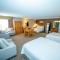 Hotel Estes
