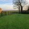 Newton Hall farm cottage with amazing views & hot tub - Preston