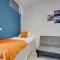 Homesly Guest Rooms, Comfortable En-suite Guest Rooms with Free Parking and Self Check-in