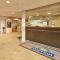 Days Inn & Suites by Wyndham Bridgeport - Clarksburg - Bridgeport