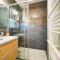 2en1 9 Personnes Max Stationnement proche & gratuit Wifi
