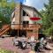 roomy CHALET in Lake harmony - 3 mins WALKING distance to LAKE, BB, JACK FROST Ski mts with LINENS, TOWELS, FIREPIT, HOTTUB, GAMES, GRILL - Lake Harmony