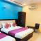 Hotel Golden Galaxy - Santacruz East
