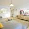 Luxury with pool view - Playa Real beachfront - Marbella