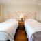 Fleur de Sel - Upside Down Cottage with Spectacular View & Parking