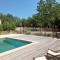 Mas de la Chêneraie Blanche, Maison de vacances avec piscine en Luberon