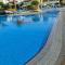 Boheme B6 Sunrise Beach