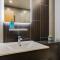 Brimmond Homes - nr to Univ, Hospitals, o2 Apollo, PLAB & 7 mins to City Centre - Stylish, Modern & Secure 2 Bed, 2 Bath Apt with Allocated Free Parking - Mánchester