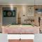 Hillside Haven House & Unit