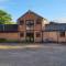 Hillfields Farm Barn - A Rural Equestrian Escape - Coventry