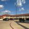 Executive Inn & Suites - Floresville