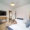 Indulge at Glenelg North
