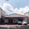 RedDoorz Plus near RS PMI Bogor