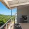 Refined 3 Bedroom Apartment Princes Grant - Blythedale