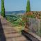 AffittiBreviSiena - Palazzo Monaci Appartamento con piscina nelle crete Senesi