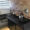 Red Lotus Studio Pta East-No Loadshedding - Pretoria