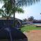 1 OAK Resort