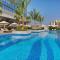 Studio Apartment in The Palm Tower 5 Star Facilities