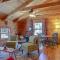 Cozy Cabin + Mt View/River/Hot Tub/Pool Table