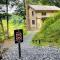 Cozy Cabin + Mt View/River/Hot Tub/Pool Table - 布恩