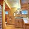 Cozy Cabin + Mt View/River/Hot Tub/Pool Table - 布恩