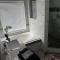 Beautiful Modern Home! Pool and Spa. - 休斯顿