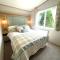 Stones Throw Lodge
