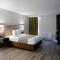 Airport Inn